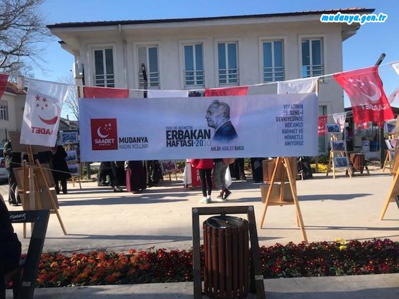 Necmettin Erbakan vefatının 7. yılında Mudanya'da anılıyor