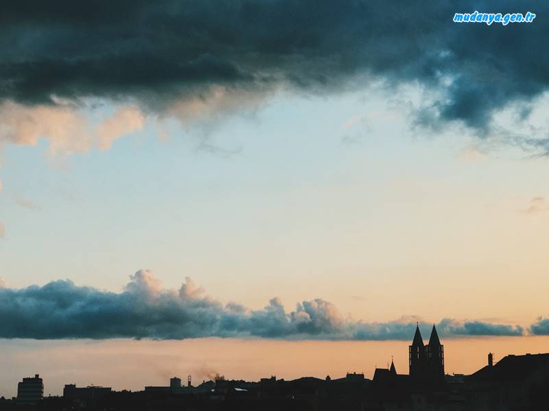 Covid-19 Önlemleri̇ Hava Kali̇tesi̇ni̇ İyi̇leşti̇rdi̇ mi̇? AVM'ler Riskli mi?