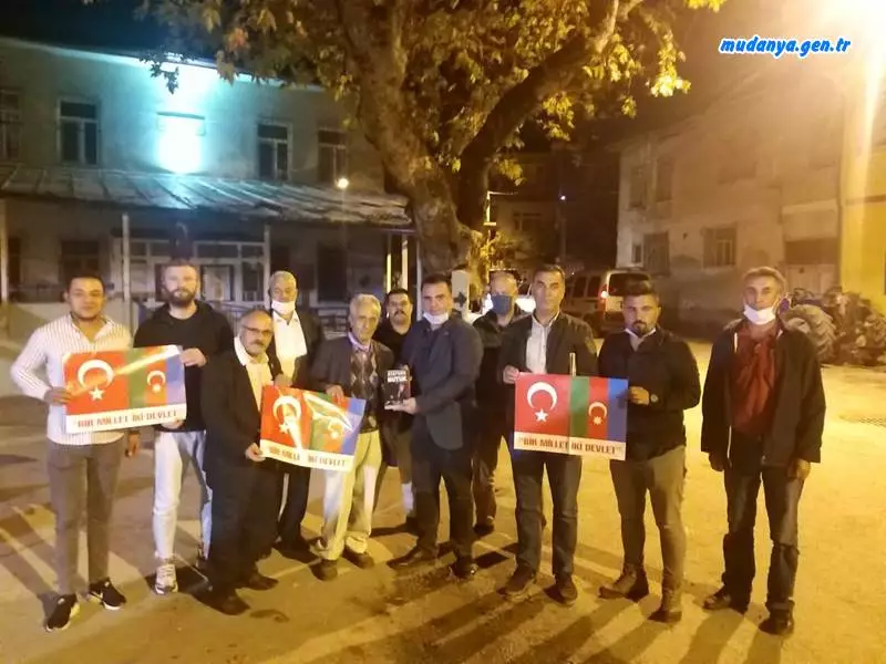 İYİ Parti Mudanya İlçe Başkanlığı, Mudanya'da Kırsal Mahalle ziyaretlerine hız kesmeden devam ediyor. Aydınpınar, Yörükali, Akköy mahallerini İYİ Parti Mudanya İlçe Başkanı Hüseyin HATİPOĞLU, Teşkilat Başkanı Efrayim PALA, Başkanvekili Turhan KARABULUT, Yerel Yönetimler Başkanı İlker PEKER, Tarım Politikaları Başkanı Yaşar KILIÇ, Gençlik Politikaları Başkanı Onur KALAFAT ile birlikte ziyaret eden İYİ Parti Mudanya Teşkilatı dert dinledi, dikkat çekici basın açıklaması yaptı