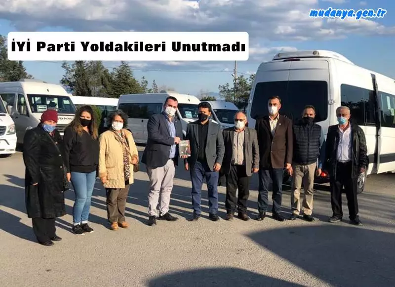 İYİ Parti Yılbaşında Yoldakileri Unutmadı