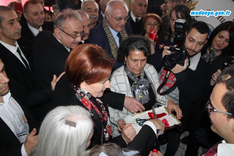 İYİ Parti Genel Başkanı Meral AKŞENER Mudanya İlçe Merkezi Yeni Binasını Açtı.