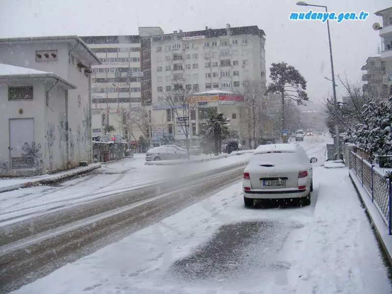 Zorunlu Kış Lastiği Uygulaması Başladı. Kurallara Uymayanlara Ceza Kesilecek