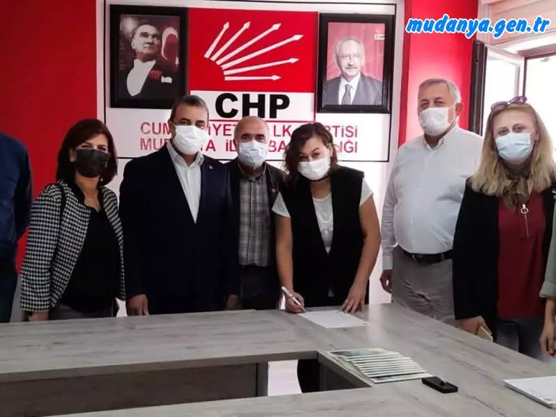 Mudanya Belediye Meclis Üyesi Neslihan İşbilen Erdeniz ERDENİZ AK Parti'den CHP'ye Geçti