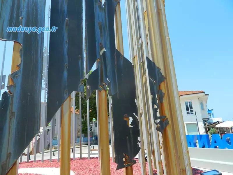 Mudanya ATATÜRK Silueti Pas İçinde Bakım Yapılmıyor