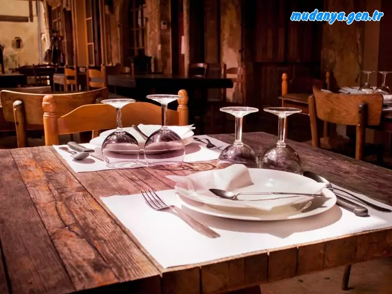 İçişleri Bakanlığı'ndan restoran ve kafeler, hamam, SPA, giyim pazarları için yeni genelge