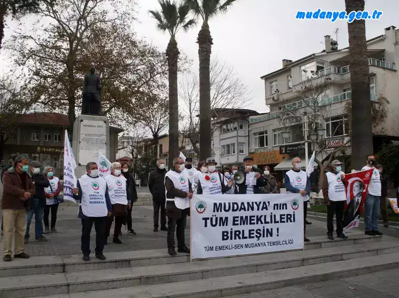 Tüm Emekliler Sendikası 2021 bütçesini protesto etti