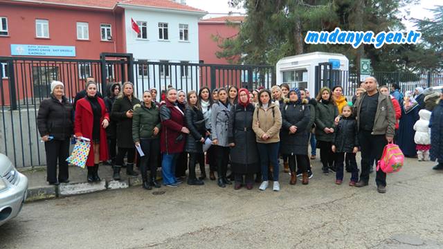 Şükrü Çavuş Sait Eroğlu İlkokulu Velileri Endişeli. Valiliğe Dilekçe Verecekler