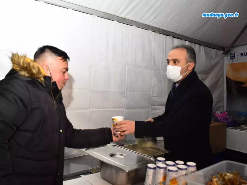 Bursa Büyükşehir’den kandil simidi ve çorba ikramı