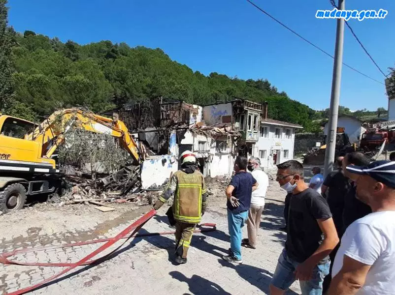 Mudanya'da YANGIN Günü. Peşpeşe Yangınlar İtfaiyeye Zor Anlar Yaşattı