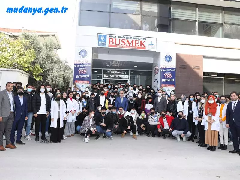 Bursa Büyükşehir, gençleri üniversiteye hazırlıyor