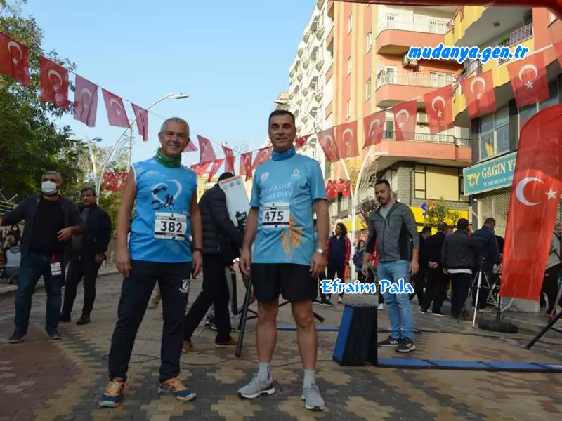 Cumhuriyetimizin kuruluşunun 98. Yıldönümü etkinlikleri çerçevesinde Mardin’in Kızıltepe ilçesinde, 31 Ekim 2021 Pazar günü 21 km olan 1. Mezopotamya yarı maratonu düzenlendi.