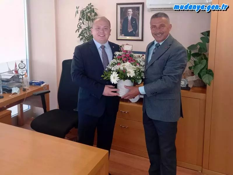 Tahammül İlhan 83.Kuruluş Yıl dönümünde Halk Bankası Mudanya Şubesini Ziyaret Etti.