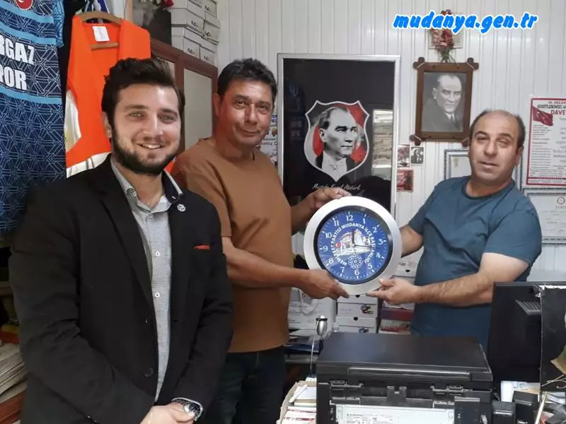 Memleket Partisi Mudanya İlçe Başkanı Hasan Yıldırım, İlçe Yönetim Kurulu Üyeleri ile birlikte Burgaz Mahallesi Muhtarı Yüksel Kopuz, Eğitim Mahallesi Muhtarı Hamza Dikbıyık, Yalı Mahallesi Muhtarı Necdi Dilsiz ve Siteler Mahallesi Muhtarı Şakir Çelebioğlu’nu ziyaret etti.