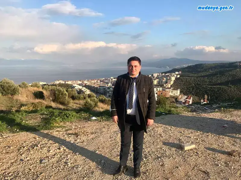 Mudanyalı hayırsever iş insanı merhum Agâh Bursalı’nın adını taşıyan, 2014 öncesinde kısmen ağaçlandırılarak sokak hayvanları için güneş enerjili bir besleme ünitesi de kurulan Mudanya Belediyesi’ne ait hatıra ormanı bugün ne halde sizce?