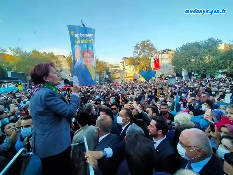 İYİ Parti Genel Başkanı Meral Akşener, zeytin üreticilerinin kanayan yarasını memleket gündemine taşıdı. Meclis kürsüsünden seslenen Akşener, “Tarım girdi maliyetlerine göre küçük zeytinin fiyatı 9 lira 25 kuruş, iri zeytinin fiyatı ise 25 lira olmalıdır” dedi.