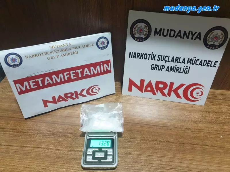 Mudanya Emniyeti Uyuşturucu Satıcısını Kıskıvrak Yakaladı.