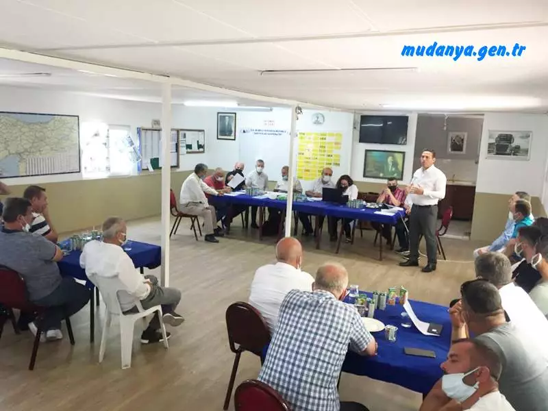 Covid-19 pandemi tedbirleri nedeniyle ertelenen S.S 65 No'lu Mudanya Karayolu Taşıma Kooperatifi'nin 2018-2019-2020 yılı birleştirilmiş Olağan Genel Kurul toplantısı Işıklı Köy Caddesinde bulunan Kooperatif merkezinde Ticaret Bakanlığı Temsilcisi Yazgan Mert gözetiminde gerçekleştirildi.