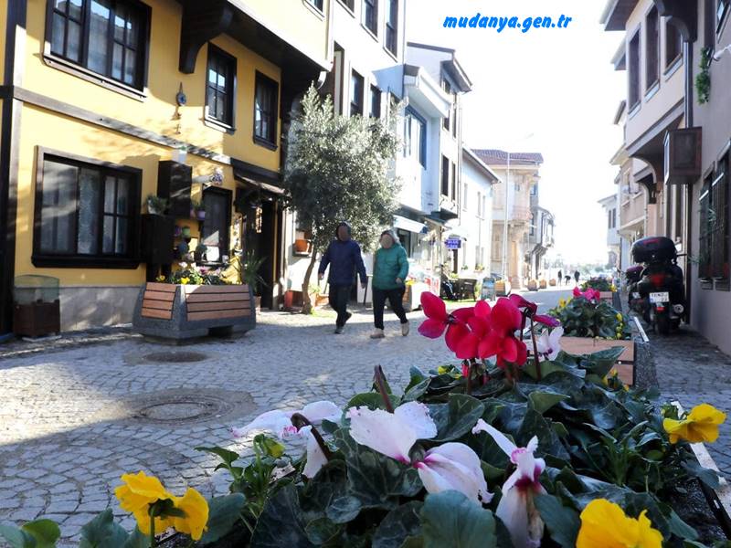 mudanya girit