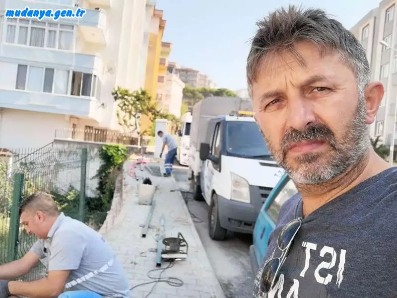 Muhtar Şeref Şaş'tan Büyükşehir Belediyesine Teşekkür. Telekom ve Elektrik Şirketine Sitem