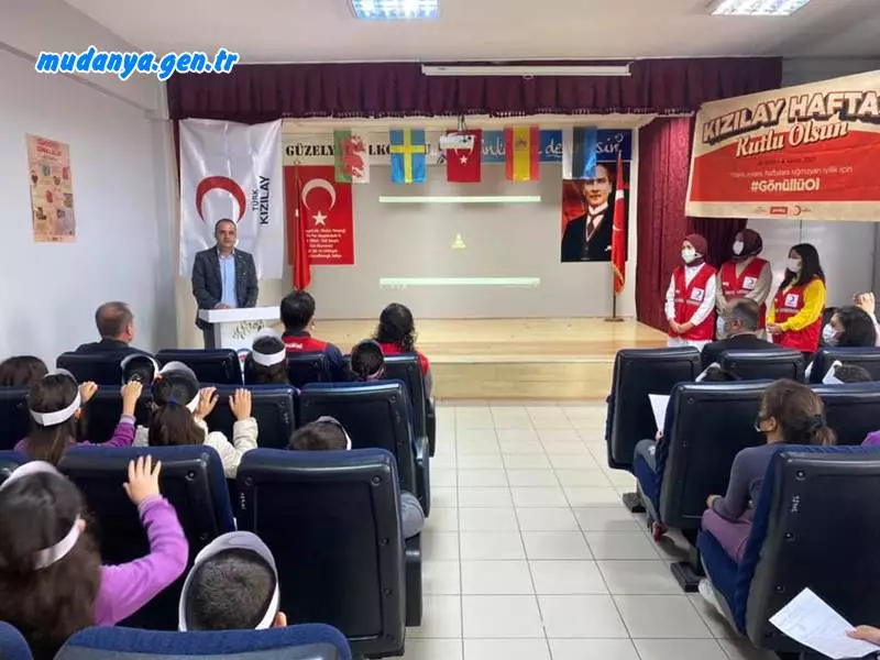 29 Ekim-4 Kasım tarihlerini kapsayan Türk Kızılay Haftası münasebetiyle Mudanya İlçe Milli Eğitim Müdürlüğü ve Bursa Kızılay Şube Müdürlüğü Mudanya'da ortaklaşa etkinlik gerçekleştirdi.