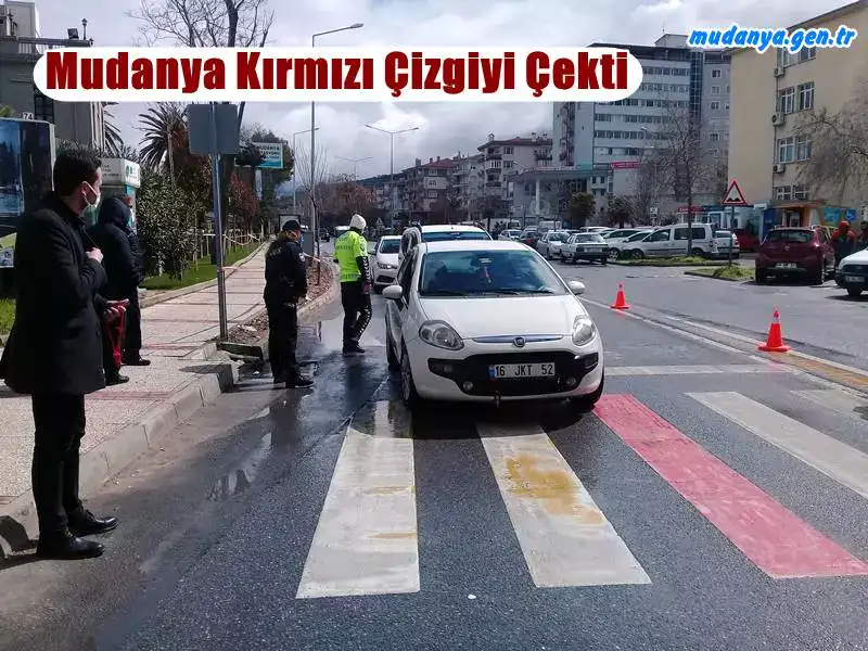 Mudanya'da Kırmızı Çizgi Çekildi. Öncelik Yayaların!