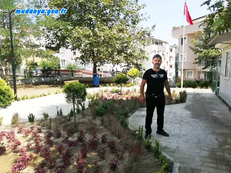 Muhtar ŞAŞ Peyzaj İçin Teşekkür Etti. Mahalle Sakinlerinin Taleplerini Ekledi.