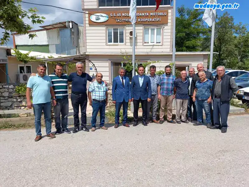 Mudanya Esnaf ve Sanatkarları Kredi ve Kefalet Kooperatifi Yönetim Kurulu Başkanı Tahammül İlhan ve ekibi kooperatif üyesi esnaflarına nezaket ziyaretleri yaparak 8 Temmuz 2021 günü yapılması planlanan genel kurul öncesinde nabız yokladı.