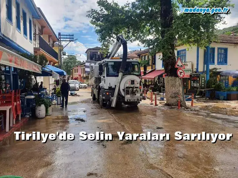 Tirilye de selin temizliği yapılıyor