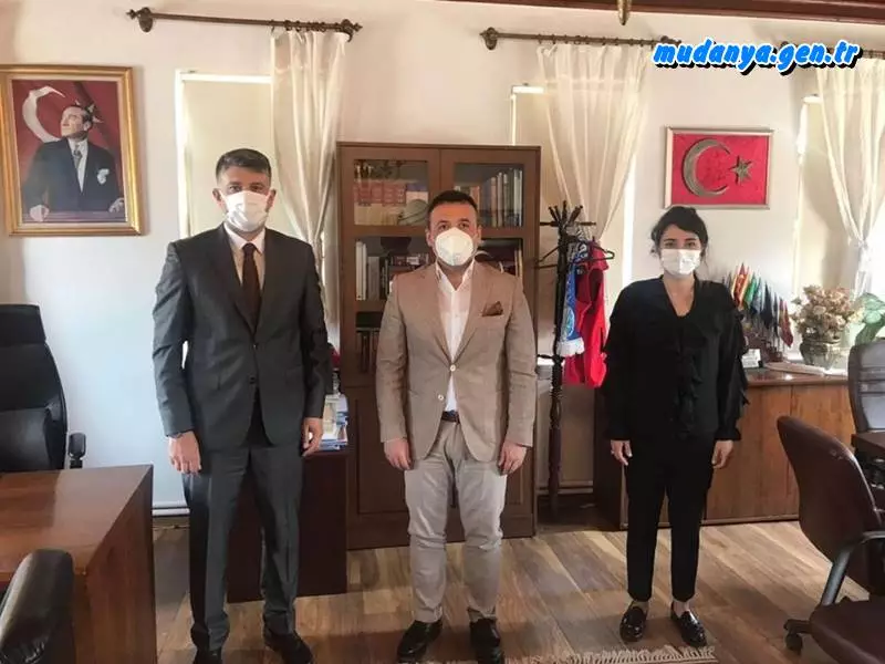 Bursa Büyükşehir Belediyesi Genel Sekreteri Ulaş Akhan Mudanya Kaymakamı Faik Oktay Sözer Ak Parti Mudanya İlçe Başkanı İnci Söğütlü
