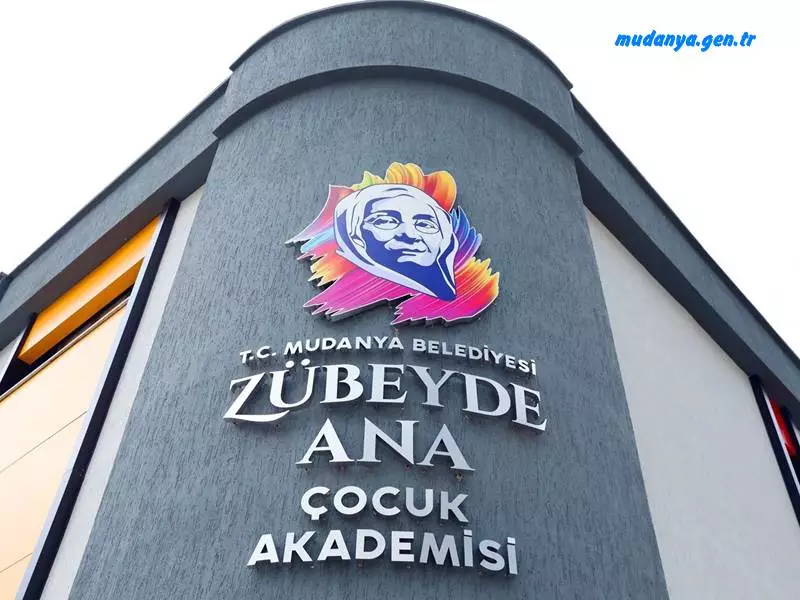 Memleket Partisi'nın genç Mudanya Belediyesi Meclis Üyesi Mehmet ER 26 Mart 2021 tarihinde açılışının CHP genel Başkanı Kemal Kılıçdaroğlu'na yaptırıldığı Bademli'de bulunan Mudanya Belediyesi Zübeyde Ana Çocuk Akademisiaçılışının çakma olduğunun ortaya çıktığını söyledi. Mehmet ER  öğrenci başına aylık 1.600 TL. talep edilen kreşin öğretmeni bile olmadığını sosyal medya hesabından paylaştı.