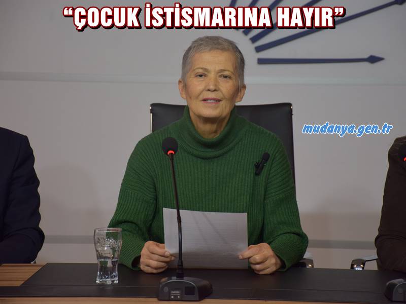 Cumhuriyet Halk Partisi Bursa İl Kadın Kolları Başkanı Aysel Okumuş da açıklama yaparak, “Tarikatlarda, vakıflarda ve cemaatlerde gündeme gelen hiçbir istismar skandalında susmadık! Susmayacağız! Çocuk istismarını meşrulaştırmaya çalışan, laik ve demokratik bir ülke olduğumuz gerçeğini yok saymaya çalışan zihniyetin karşısında dimdik durduk, duracağız” dedi.