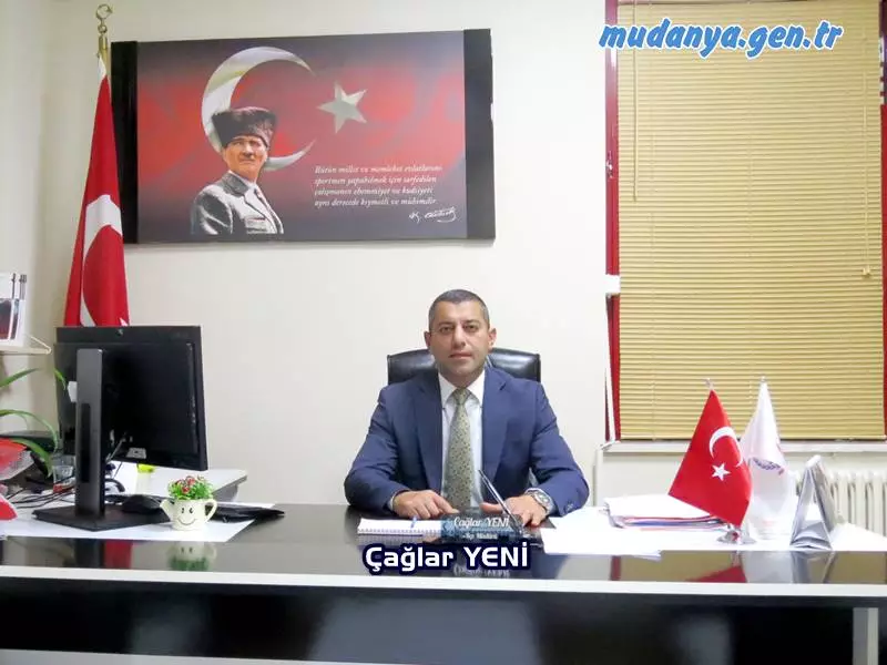 Sevgin Güneş'ten boşalan Mudanya İlçe Gençlik ve Spor Müdürlüğüne son görev yeri olan Mustafa Kemalpaşa'dan Mudanya'ya atanan Çağlar Yeni görevine başladı.