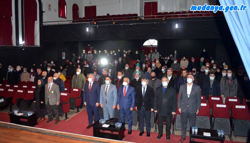 Mudanya Müftülüğü 18 Mart Çanakkale Zaferi kutlamaları kapsamında Uğur Mumcu Kültür Merkezinde ağırladığı Tarihçi Yazar Mustafa Turan, "Çanakkale Zaferi, Çanakkale Ruhu" başlıklı konferans verdi.