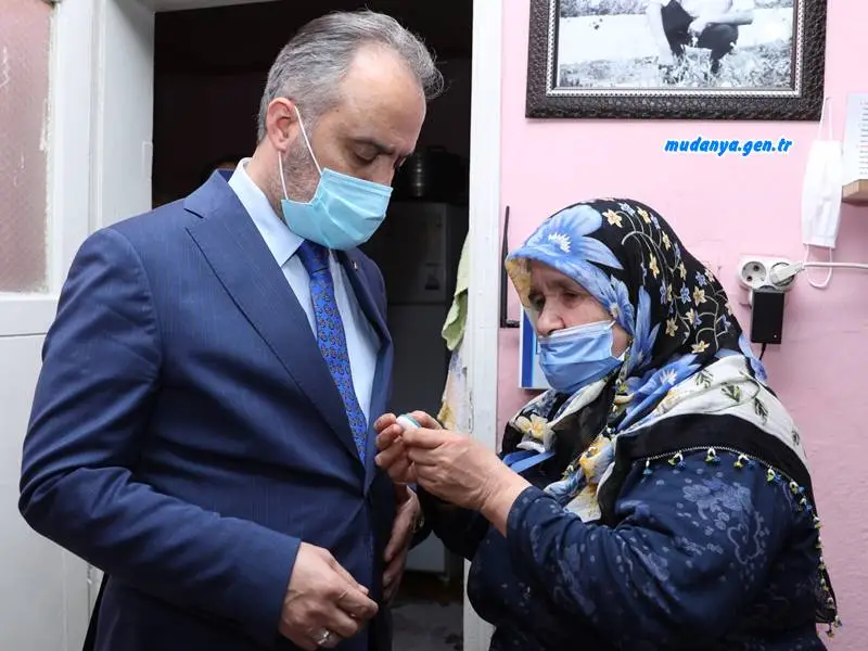 Yaşlı hastalar, hayata ‘Gönül Bağı’ ile bağlanıyor