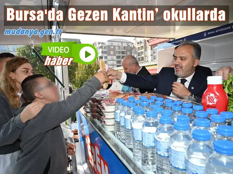 Bursa’da Milli Eğitim Bakanlığı’na bağlı olan ancak kantini bulunmayan ilk ve ortaokullar için başlatılan ‘Gezen Kantin’, öğrencilerin yüzünü güldürmeye başladı.