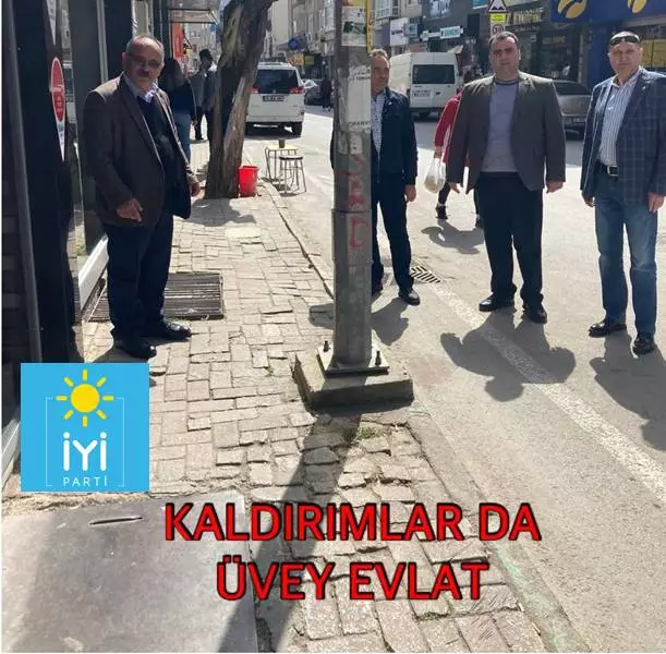 İYİ Parti Mudanya İlçe Başkanı Hüseyin Hatipoğlu, Bursa Büyükşehir Belediyesi’inin, Mudanya’yı, Bütünşehir Yasası’nın yürürlüğe girmesiyle birlikte kaderine terk ettiğini, yerel yönetimin de belediyecilikte beklenen hizmet anlayışını ortaya koyamamasıyla, vatandaşın sabrının iyiden iyiye taştığını vurguladı.