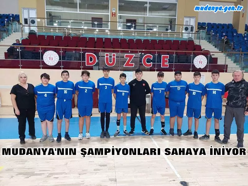 17 yıldır Mudanya'yı Hentbol de temsil eden Hatice İsmail Hakkı Kayan Orta Okulu Düzce'de yapılacak olan gurup elemelerinde Mudanya'yı başarıyla temsil etmek için Düzce'ye gittiler.