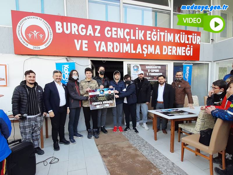 Türksat Kablonet Bölge Bayi Orhan Samast'ın sponsorluğunda Mudanya'da ilk defa düzenlenen E-SPOR Turnuvası ödül töreni Burgaz Gençlik Eğitim Kültür ve Yardımlaşma Derneği'nde 30 Ocak 2022 pazar günü gerçekleştirildi.