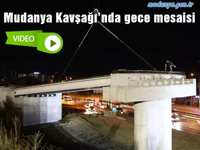 Bursa Büyükşehir Belediyesi’nin Acemler Kavşağı’na nefes aldırmak amacıyla Mudanya Kavşağı’nda hayata geçirdiği ikinci bağlantı kolunda kiriş montajlarına başlandı.