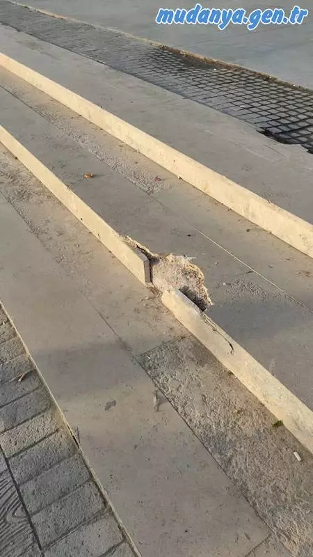 Mudanya sahil bandı