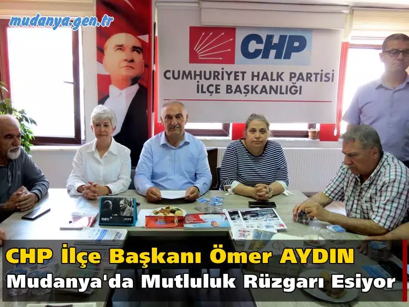 CHP Mudanya İlçe Başkanı Ömer Aydın ilçe merkezinde yaptığı basın açıklamasında Mudanya’nın, Hayri Türkyılmaz başkanlığındaki belediye çalışmalarıyla, hayatın her alanını güzelleştiren proje uygulamaları yaparak, insan odaklı bir kent olduğunu iddia etti.