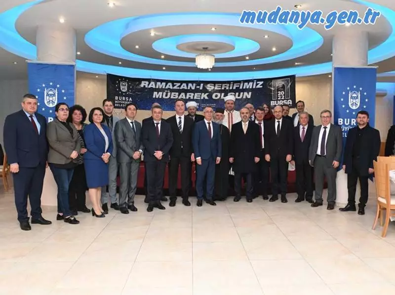 Ramazan’ın bereketini Osmanlı coğrafyasında yer alan ülkelerde de yaşatan Bursa Büyükşehir Belediyesi, Yunanistan’ın ardından Bulgaristan Kırcaali’de de iftar programı düzenledi.