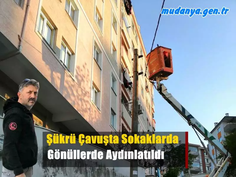 Mudanya Şükrü Çavuş Mahalle Muhtarı Şeref Şaş mahallede aydınlatma zafiyeti bulunan noktaların aydınlatılması için yaptığı resmi başvurular olumlu neticelendi. Sokaklar aydınlatıldı. Muhtar Şaş yılın 12 ayı devam ettirdikleri yardımların amacını açıkladı.