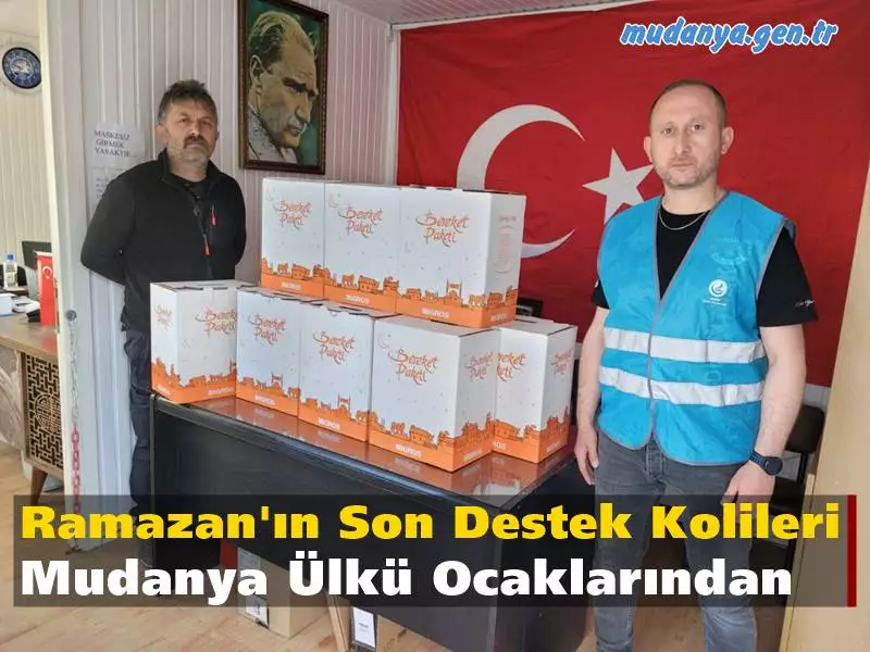 Ülkü Ocakları Eğitim ve Kültür Vakfı Mudanya Şube Başkanı Şevket Güleç vatandaşlara ulaştırılmak üzere yardım kolilerini Şükrü Çavuş Mahalle Muhtarı Şeref Şaş'a teslim etti.