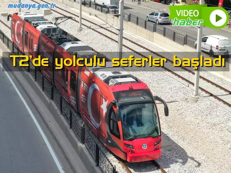 Bursa Büyükşehir Belediyesi’nin ‘kenti demir ağlarla örme hedefi doğrultusunda’ yaklaşık 1 milyar liralık yatırımla kente kazandırdığı ‘Kent Meydanı-Terminal tramvay hattı, AK Parti Genel Başkanvekili ve eski Başbakan Binali Yıldırım’ın katıldığı törenle hizmete açıldı. Toplam 9 bin 445 metre uzunluğa ve 11 istasyona sahip T2 hattı, bir hafta boyunca Bursalıları ücretsiz taşıyacak.
