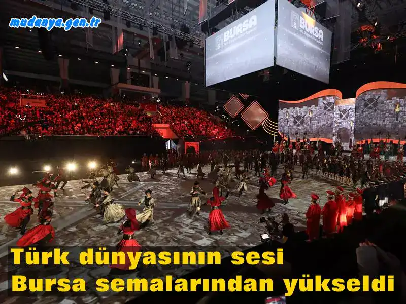 Bursa’nın 2022 Türk Dünyası Başkenti seçilmesi nedeniyle yıl boyu yapılacak etkinliklerin resmi açılış töreni, 20’ye yakın ülkeden 700 sanatçının katılımıyla adeta şölene dönüştü. 