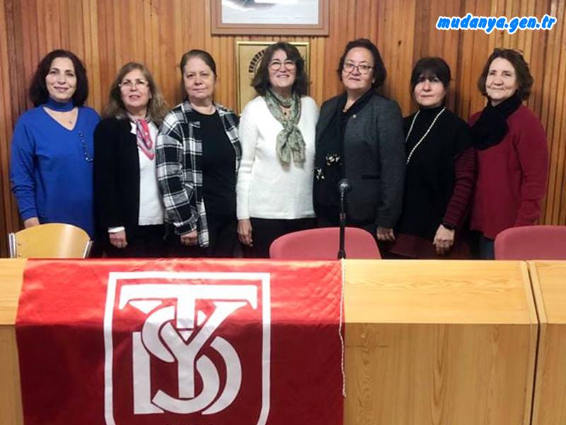 Türkiye Yardım Sevenler Derneği (TYSD) Mudanya Şubesi'nin 4 dönemdir başkanlığını sürdüren Nuray Uzer, güven tazeleyerek iki yıllığına yeniden başkan seçildi.
