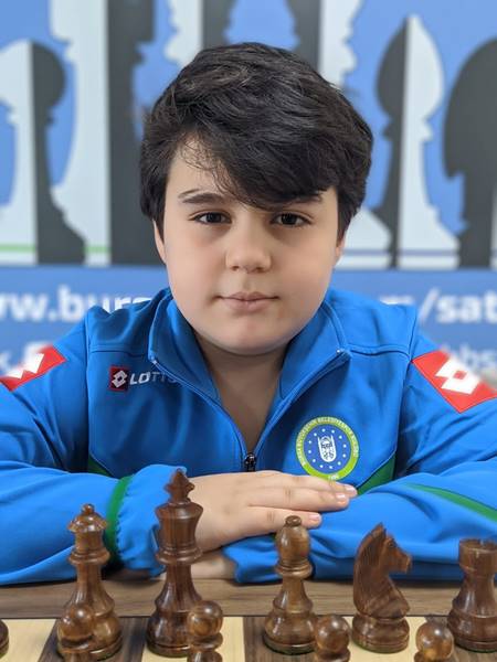 Bursa Büyükşehir Belediyespor Kulübü taekwondo sporcusu Ahmet Eren Güneş ve satranç sporcusu Yağız Kaan Erdoğmuş, katıldıkları turnuvalarda derece elde ederek Bursa’nın gururu oldular.