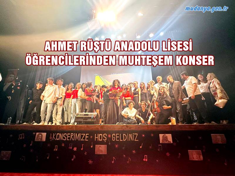 Mudanya Ahmet Rüştü Anadolu Lisesi Müzik öğretmeleri Tuğba Kakışım öncülüğünde hazırladıkları dönem sonu konserini önceki akşam Uğur Mumcu Kültür Merkezinde başarılı bir şekilde sunarak dinleyenlerden büyük beğeni aldı.