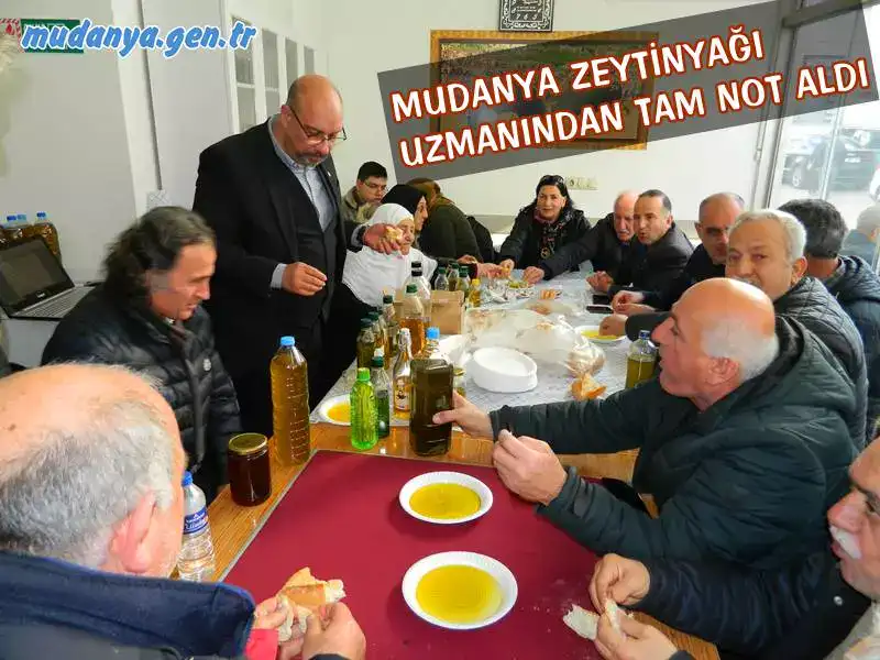 Mudanya Güzelyalı Artvinliler Derneği ve kadın kolları ile Güzelyalı Çiftçileri Kalkındırma Derneğinin birlikte düzenlediği ve Uludağ Üniversitesi Öğretim Görevlisi Dr. Kader Çetin Zeytin Yağının dünü bugünü kalitesini içeren önemli bilgiler verdi.  